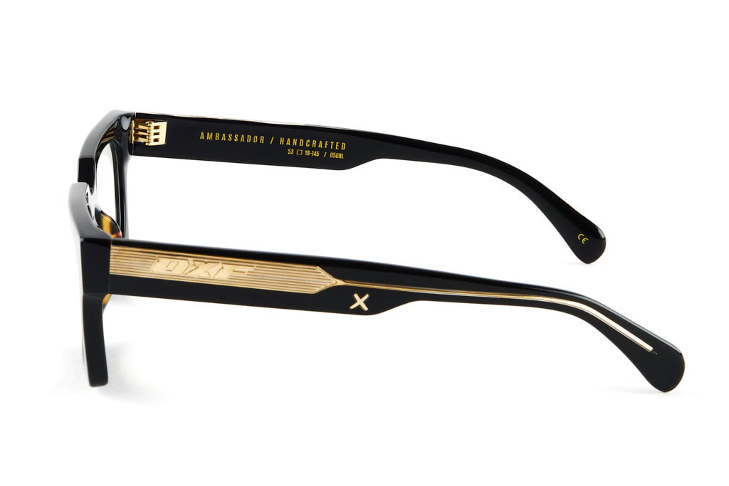 AMBASSADOR/ GLOSS BLACK 2.0 / Blue Light