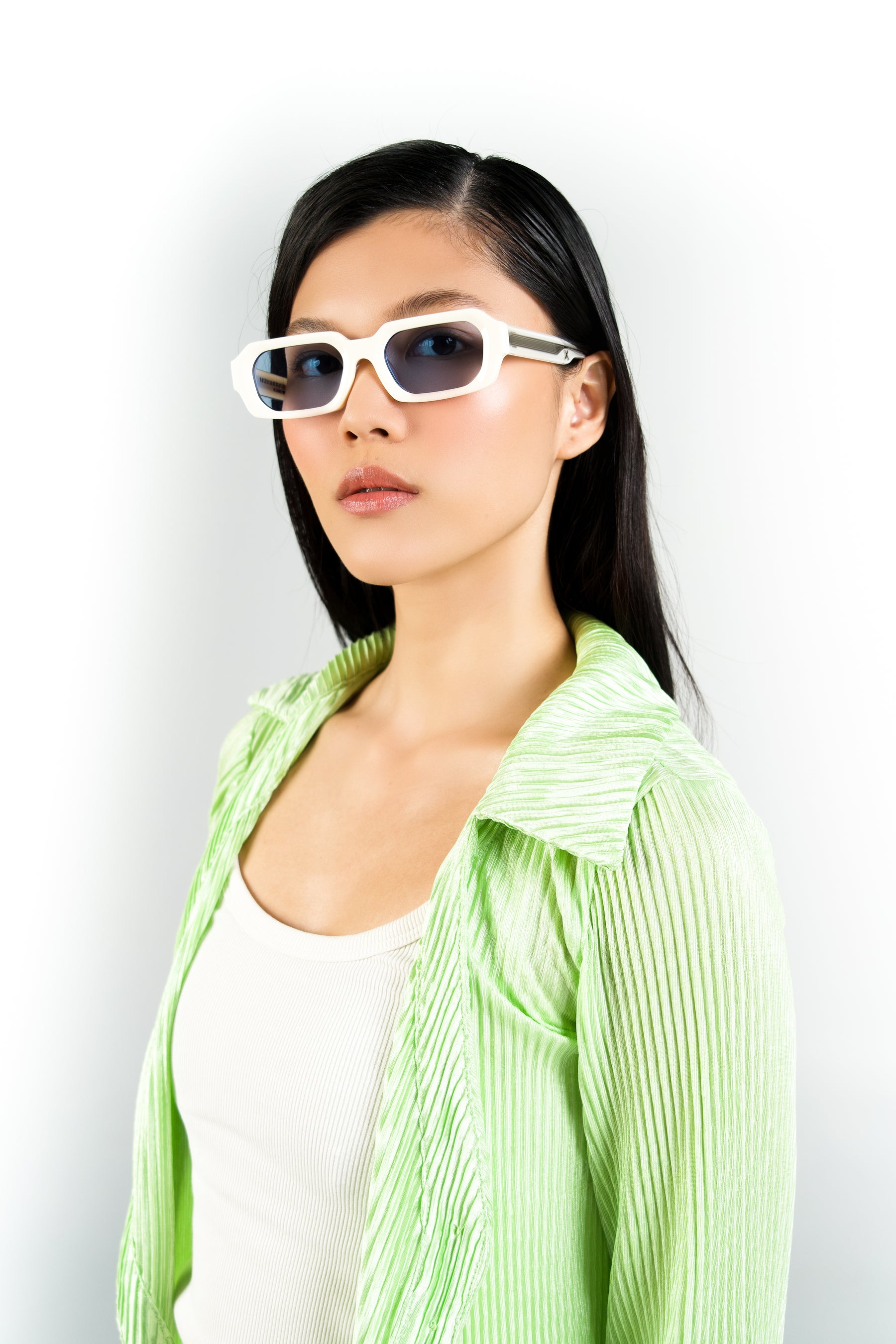 NAKEN — CREAM / BLUE PHOTOCHROMIC