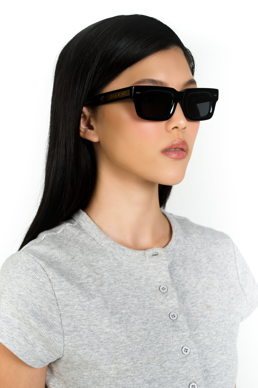 クレイグ・ジョーンズ「ウェルカム・トゥ・コロンビア」 - グロスブラック / スプーン