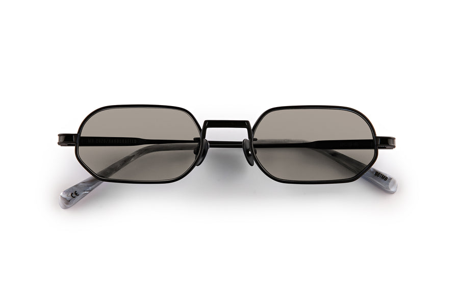 MR ZUZU - Matte Black Titanium / Cola Lens