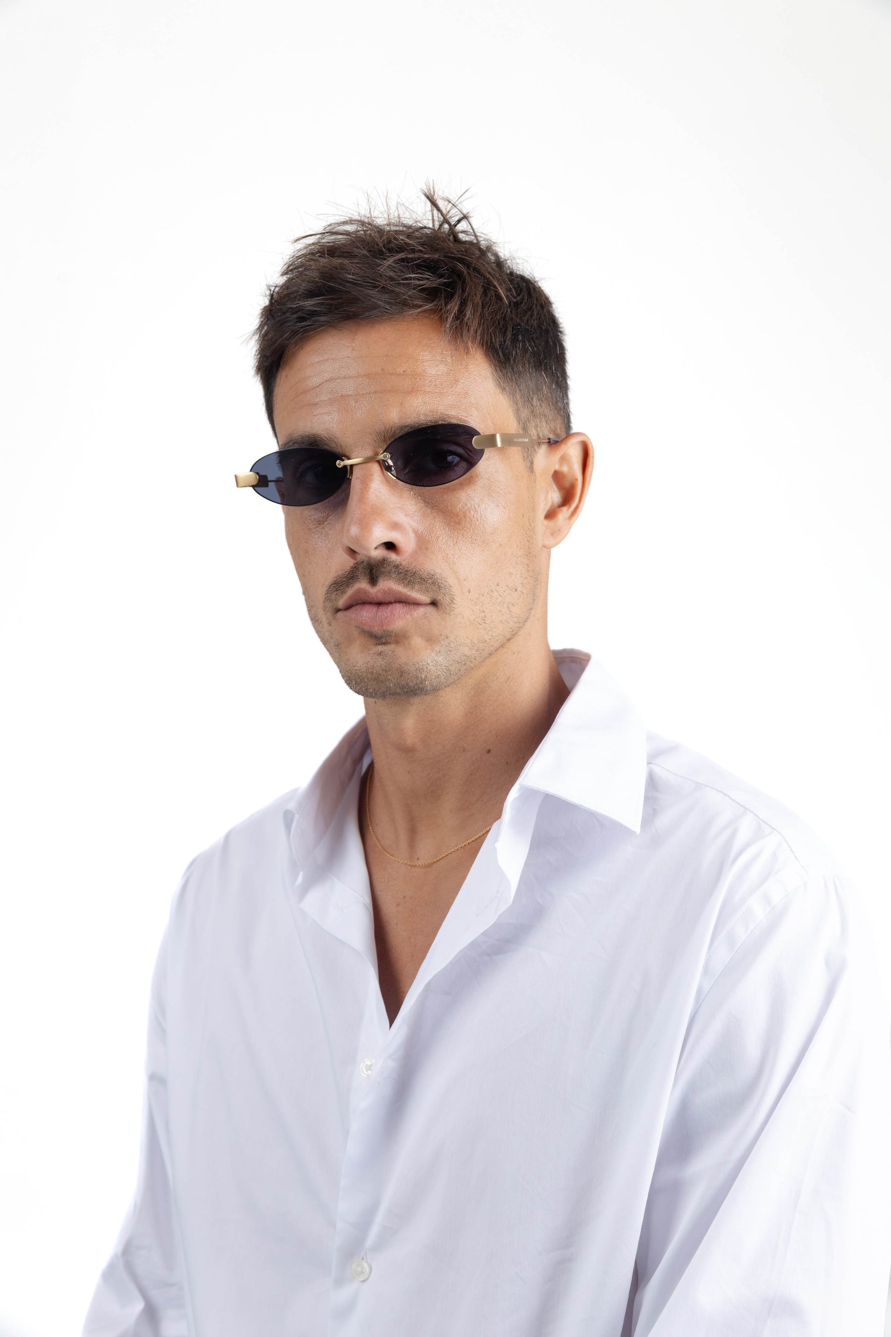 THE FU - BRUSHED GOLD / BLUE LENS