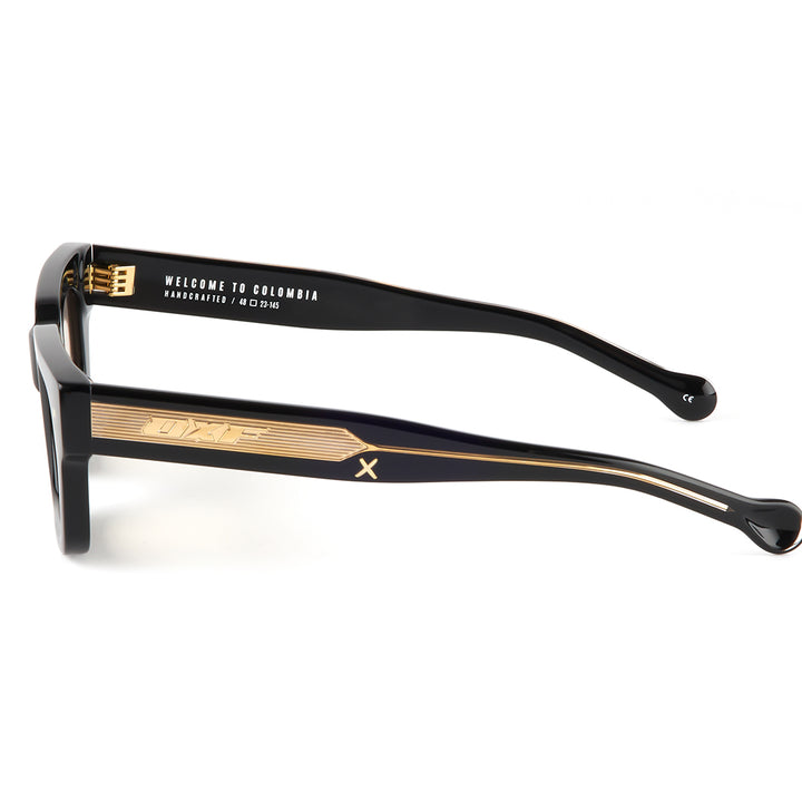 クレイグ・ジョーンズ「ウェルカム・トゥ・コロンビア」 - グロスブラック / スプーン