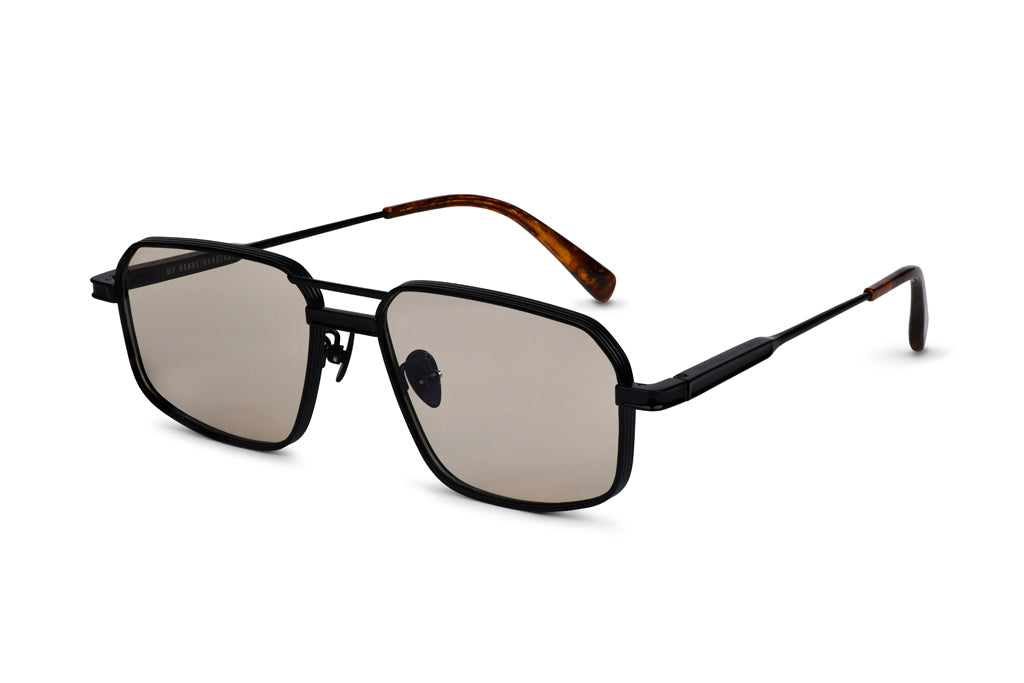 MR NANKS - MATTE BLACK / COLA PHOTOCHROMIC