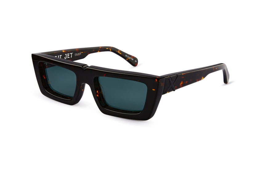 LIL JET/ DARK TORT